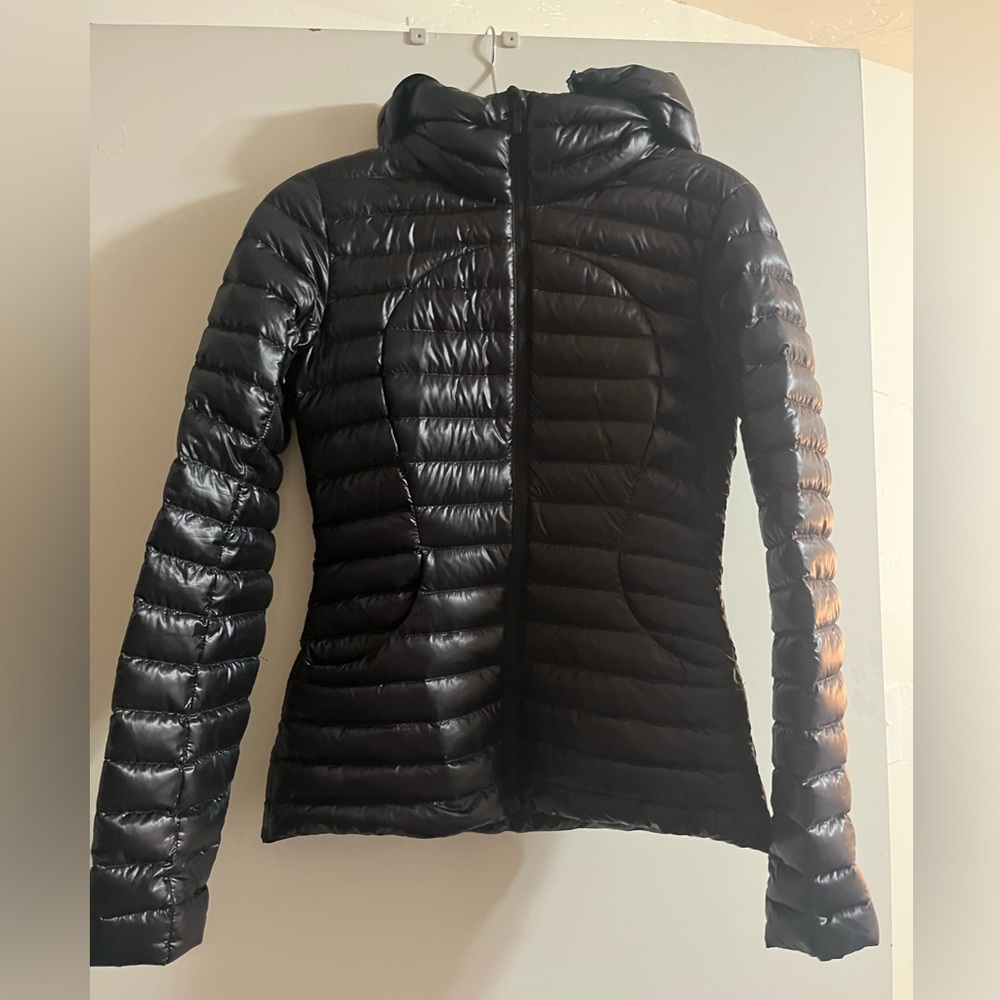 Black Lululemon puffy coat